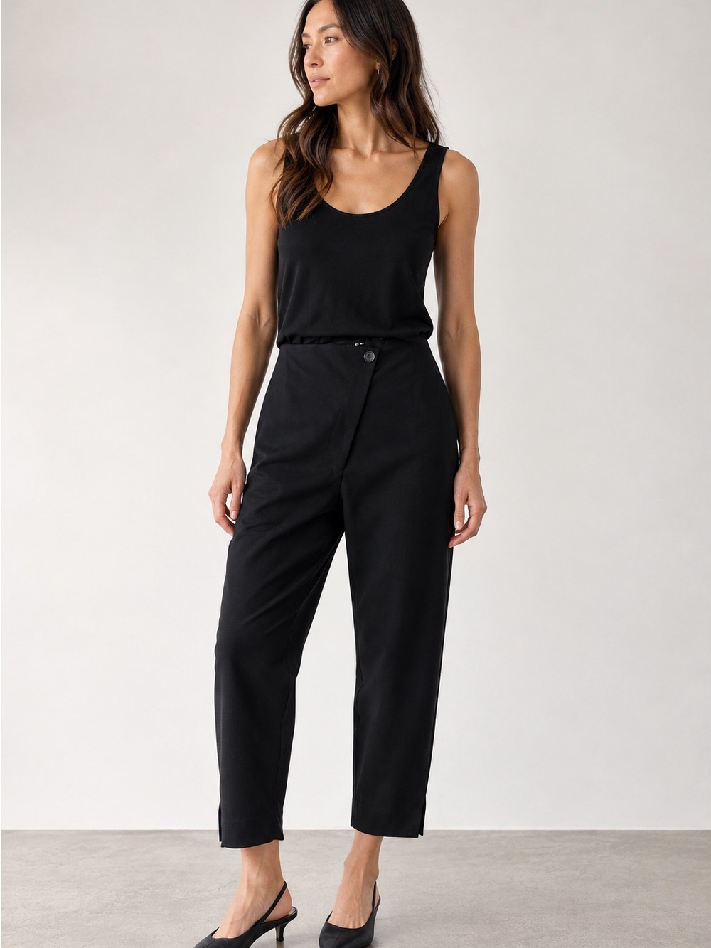 Lurdes Bergada Black Asymmetrical Zip Tapered Ankle Pants Tencel Blend Sz Medium